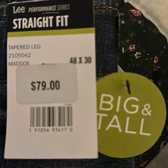 Lee Extreme Motion Straight Fit Tapered Leg Jeans - Picture 5 of 5